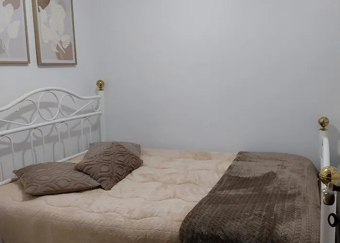 Δωμάτια σε οικογενειακή κατοικία Casa Branca Pinhal