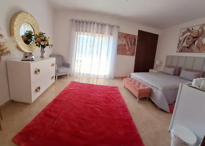 Casa Branca Pinhal * Ναζαρέ